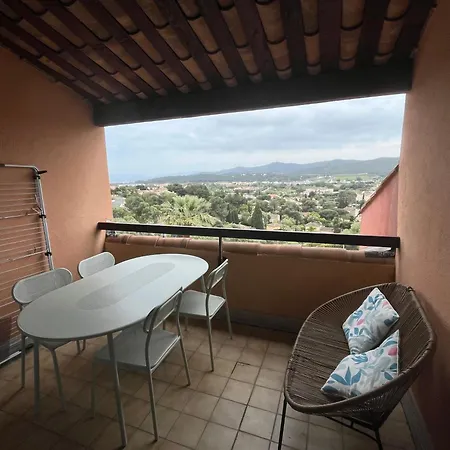 Superbe Duplex 35M2 Vue Mer Avec Piscine Bormes-les-Mimosas Exterior photo